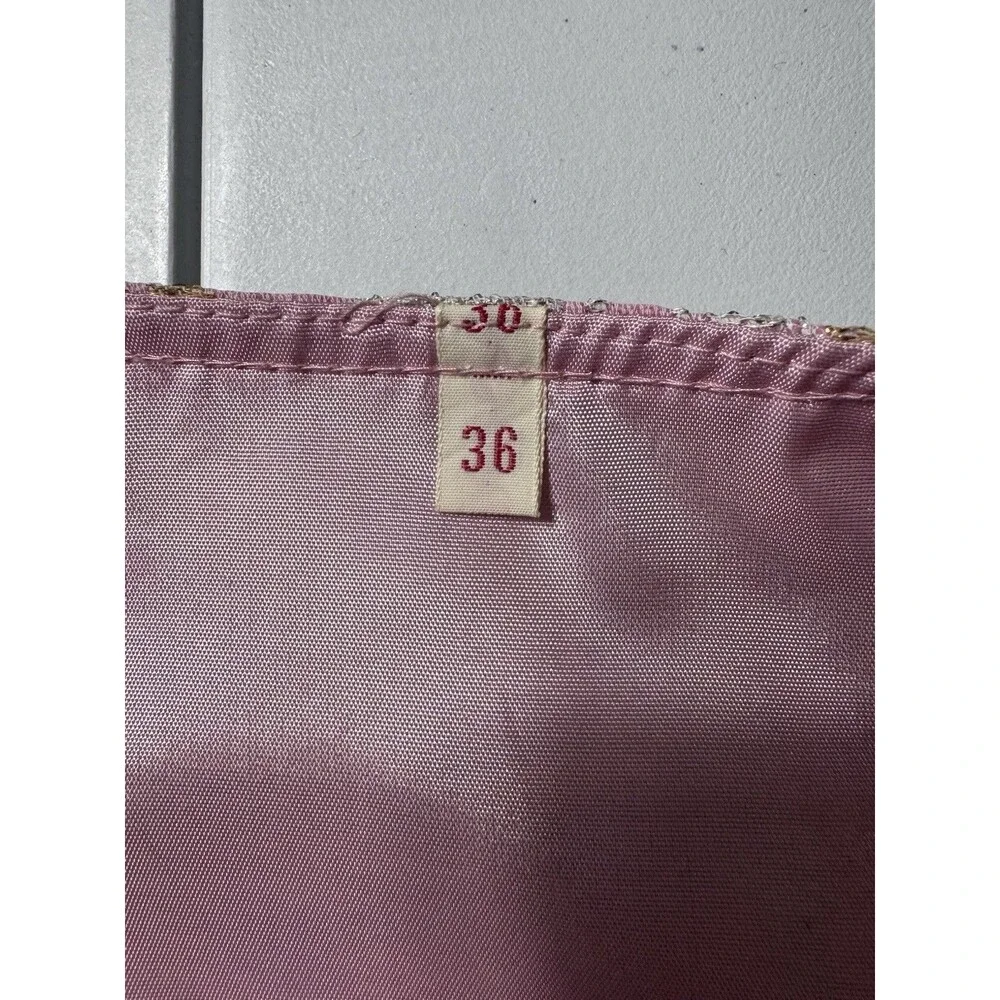 *Vintage 1970s Quilted Gold And Silver Flowers Embroidered Pink Maxi Skirt Small